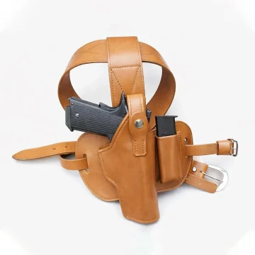 Beinholster aus hellbraunem Leder mit Magazintasche