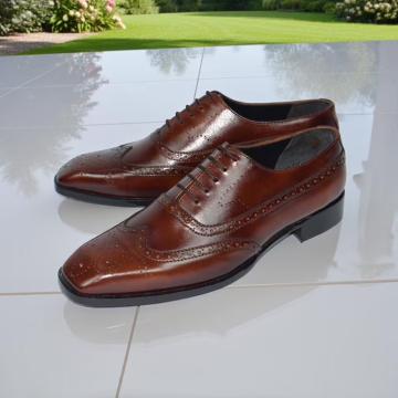 Handgefertigtes Braunes Wingtip Brogues