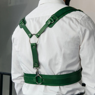 Grün Leder Y-Tragesystem mit Schnallenriemen