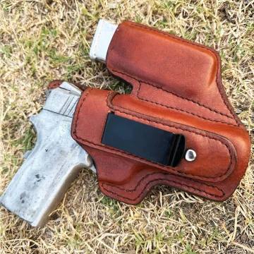 Braunes IWB-Lederholster mit Magazintasche