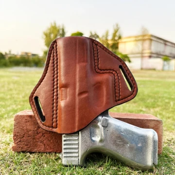 OWB-Holster aus Vollnarbenleder, oben offen