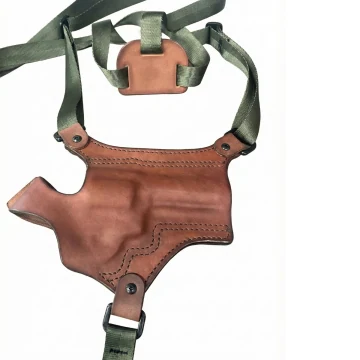 Revolver Brustholster aus braunem Leder mit Daumen-Sicherungsriemen