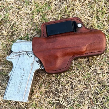 Braunes IWB-Lederholster mit Magazintasche